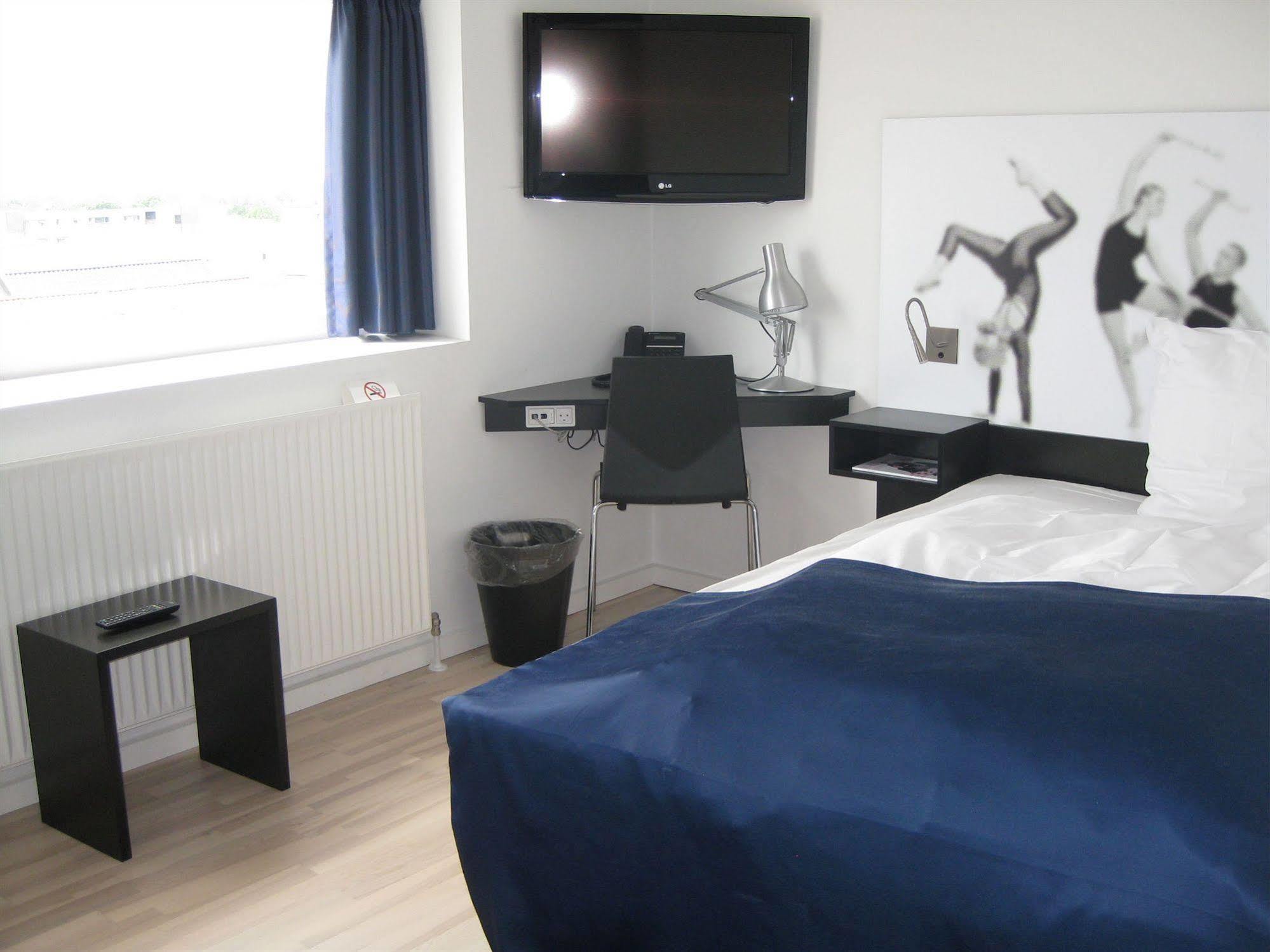 Hotel Dgi-Huset Herning Esterno foto